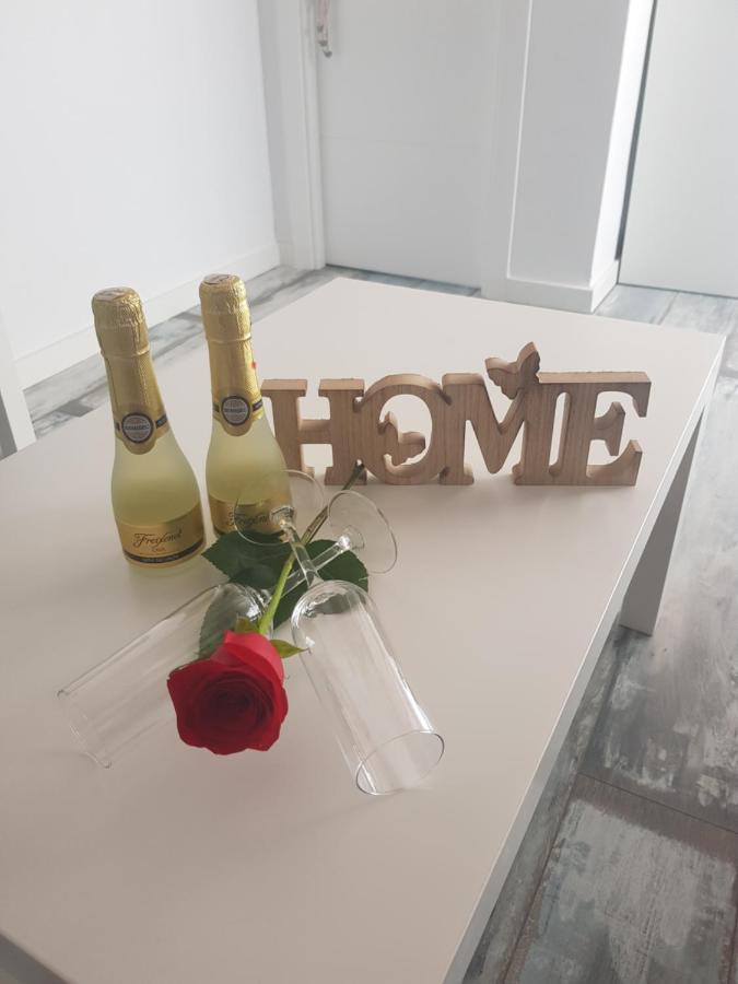 RASQUETA 6 - Fantástico y acogedor apartamento junto a la playa Málaga Esterno foto