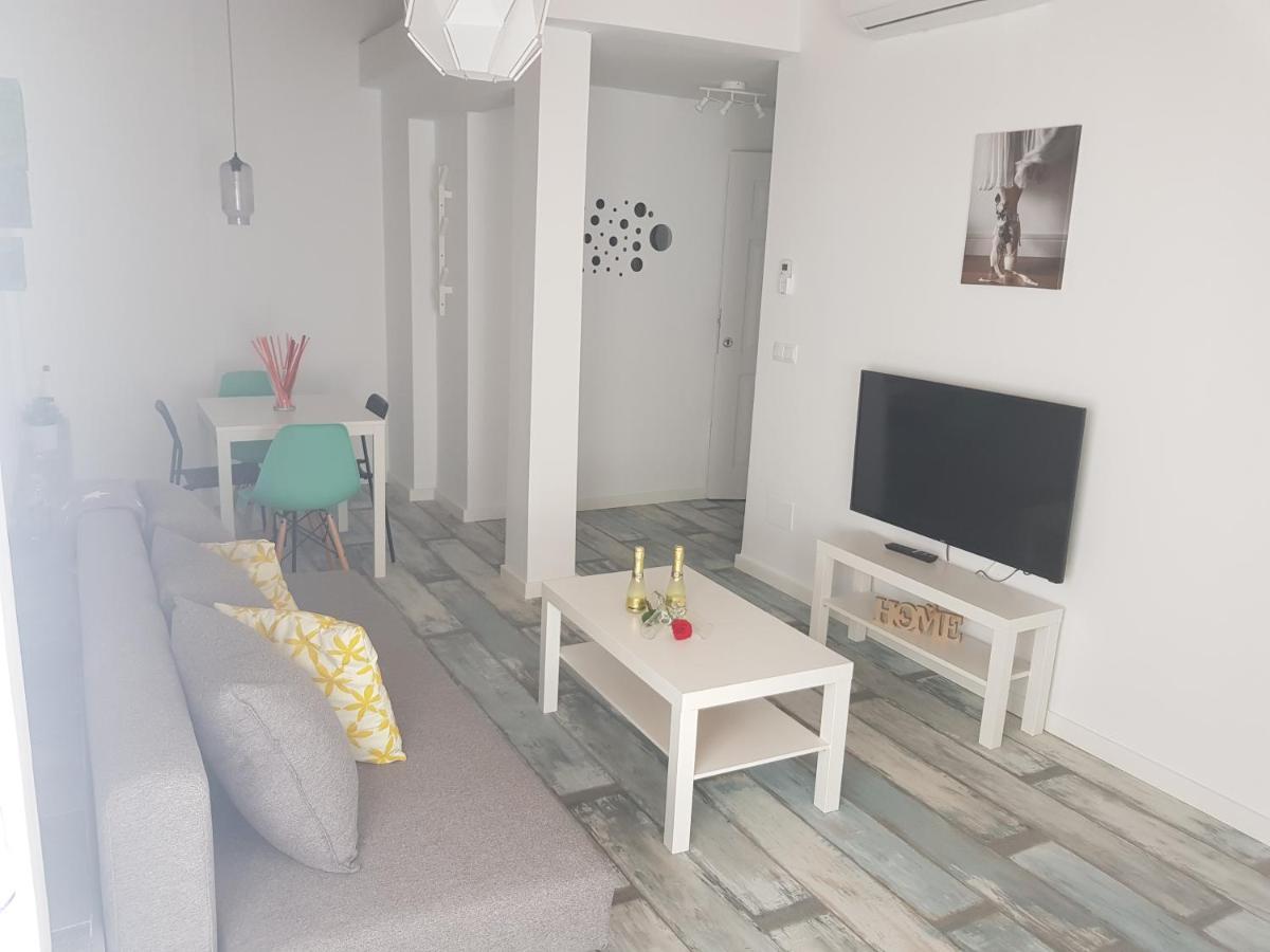 RASQUETA 6 - Fantástico y acogedor apartamento junto a la playa Málaga Esterno foto